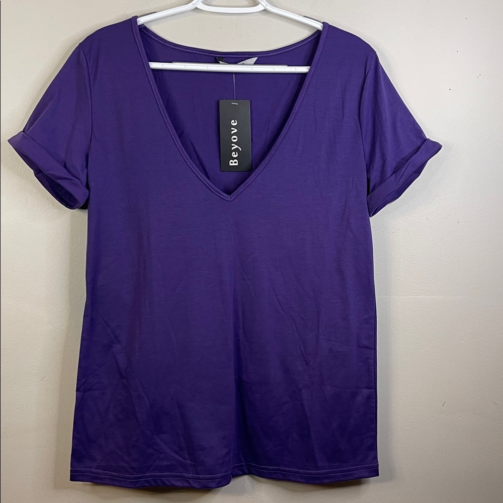 Beyove Purple V Neck Top Size Medium #30